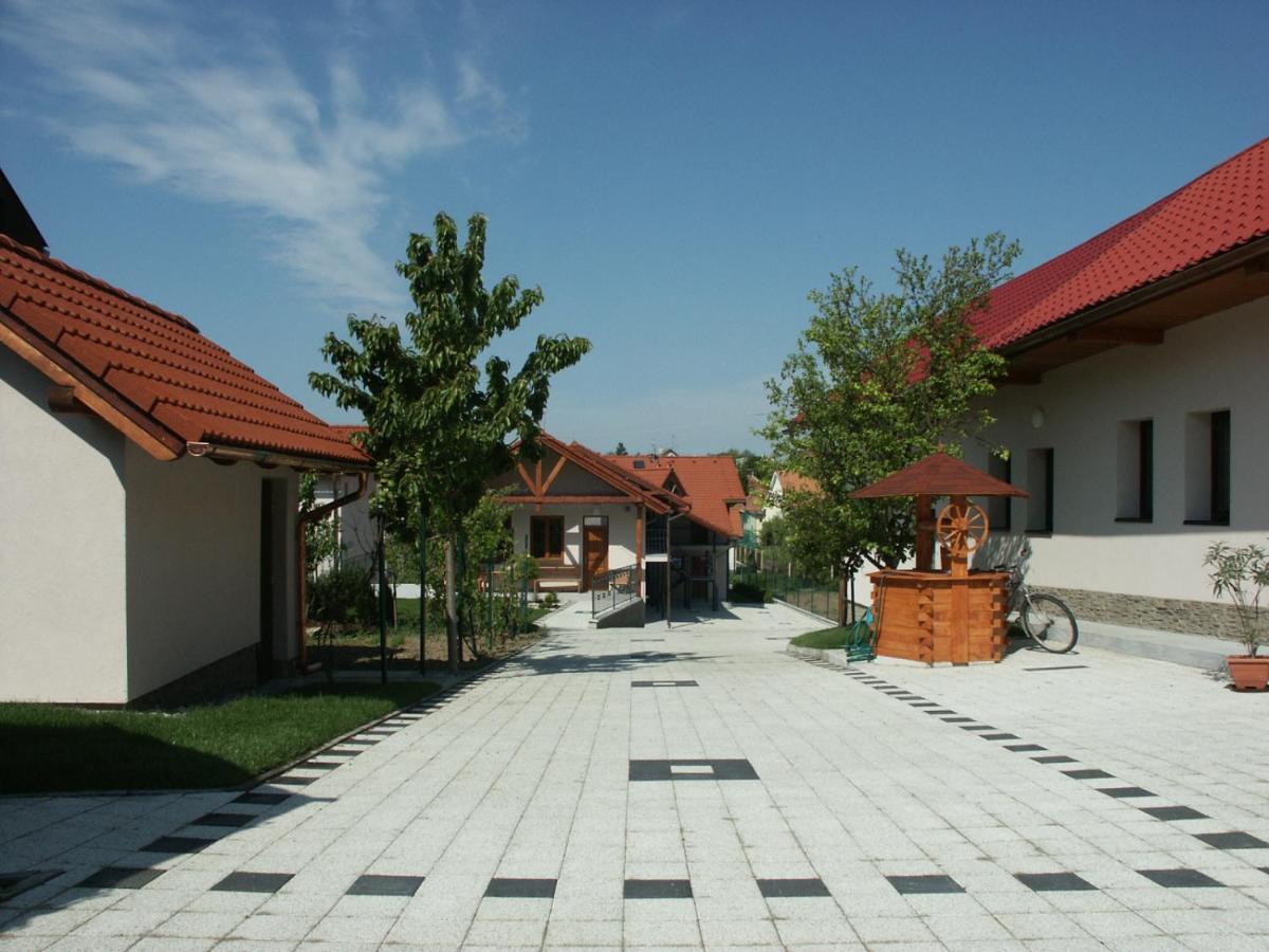 Penzion Karen Podhájska Exterior foto